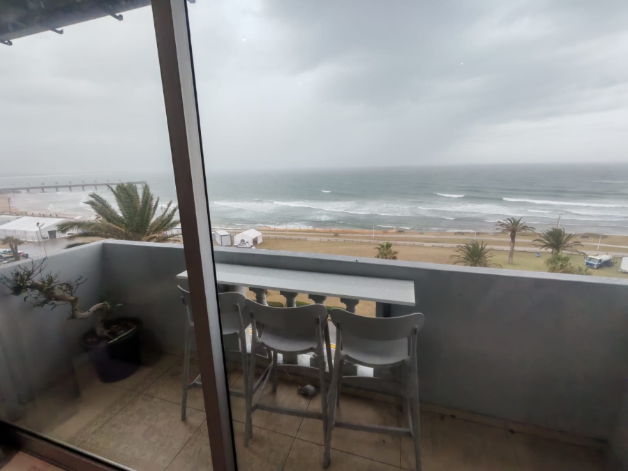 1 Bedroom Property for Sale in Summerstrand Eastern Cape